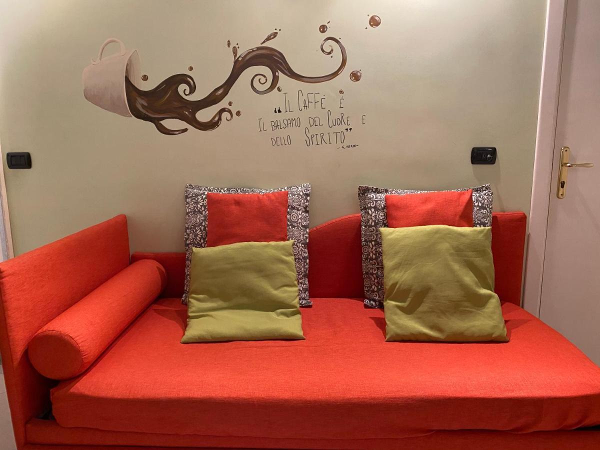 شقة Partenope Comfort نابولي المظهر الخارجي الصورة